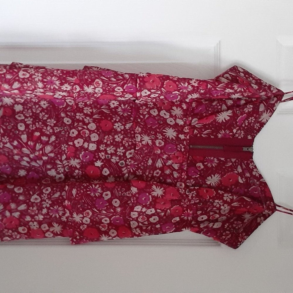 Women's Size 4 Summer Ruffled Dress